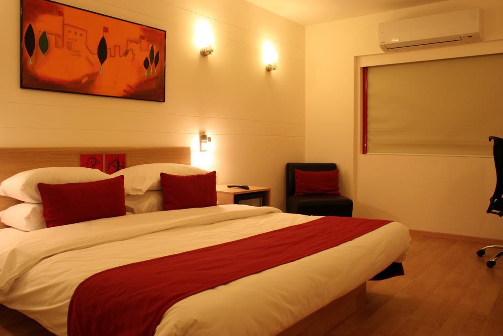Red Fox By Lemon Tree Hotels, East Delhi Eksteriør billede